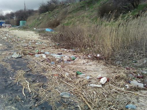Пляжи в Мариуполе сильно загрязнены!